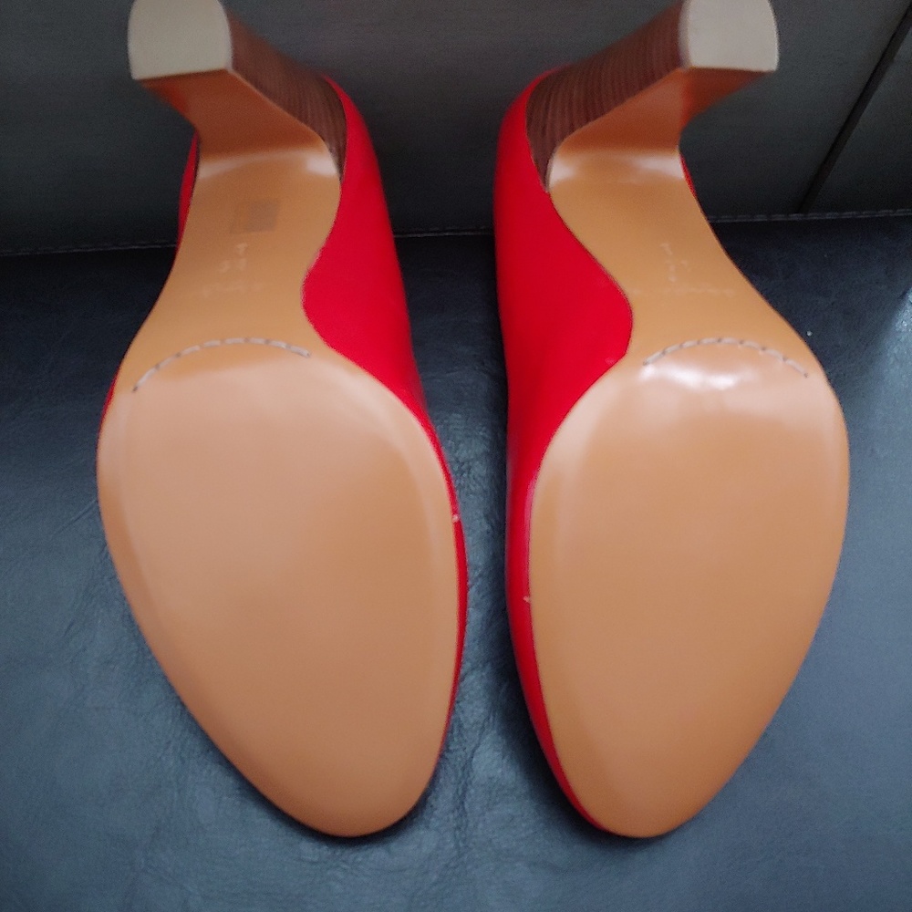 NWOT Coach "Carnelian" Patent Leather Heels - Picture 5 of 6